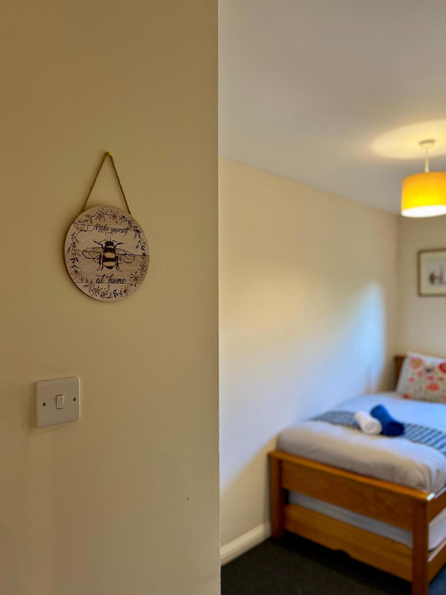 글라스고 Stylish Modern Flat With Juliet Balcony & Parking 아파트 외부 사진