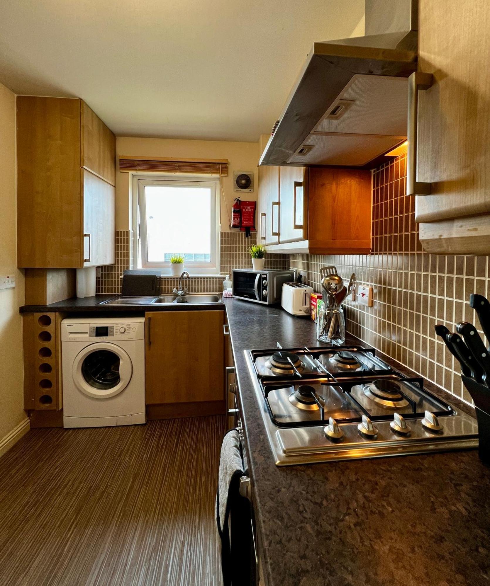 글라스고 Stylish Modern Flat With Juliet Balcony & Parking 아파트 외부 사진