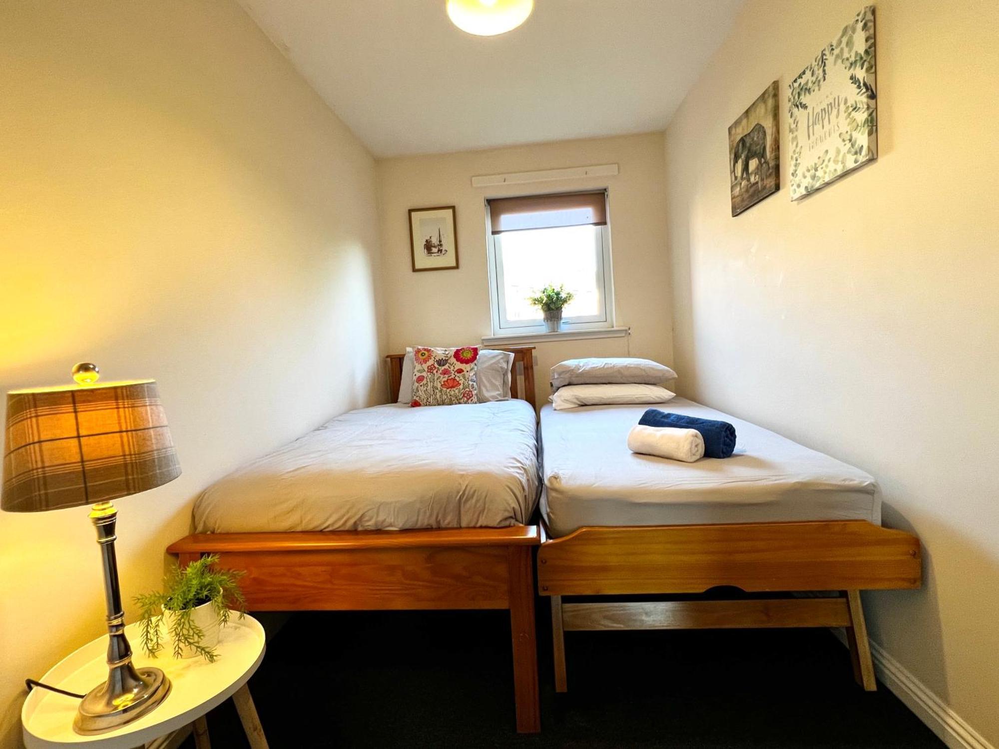 글라스고 Stylish Modern Flat With Juliet Balcony & Parking 아파트 외부 사진